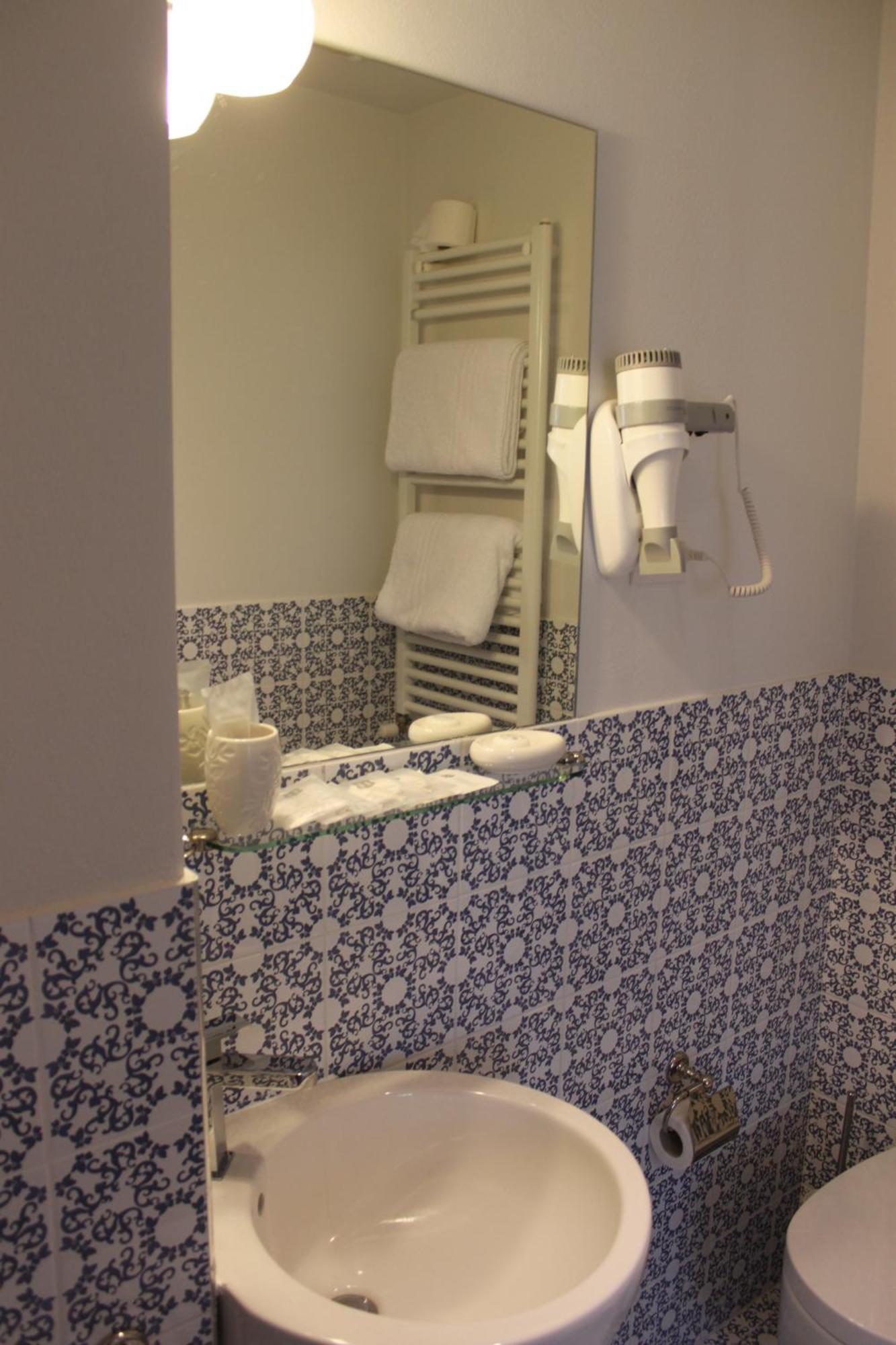 Abracadabra Tortona Bed and Breakfast Μιλάνο Εξωτερικό φωτογραφία
