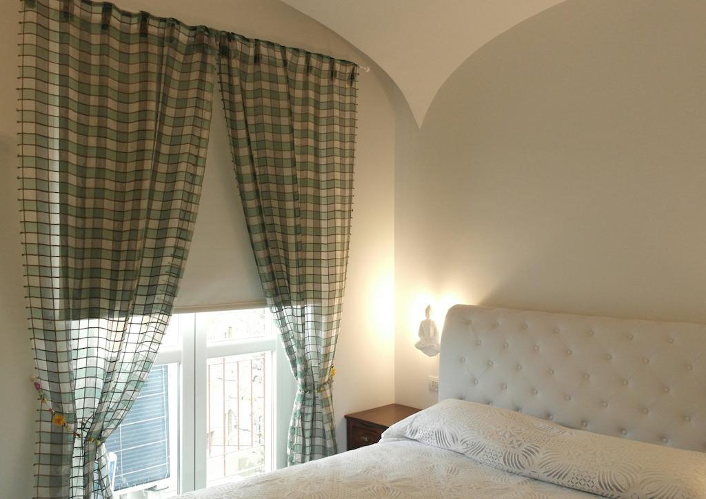 Abracadabra Tortona Bed and Breakfast Μιλάνο Δωμάτιο φωτογραφία